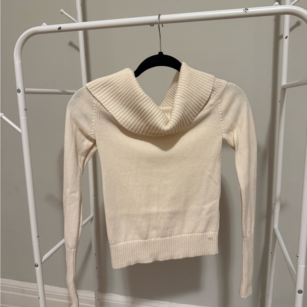 Aritzia OTS Sweater